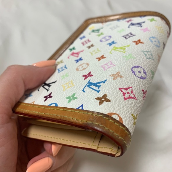 Louis Vuitton Murakami Wallet - Picture 5 of 8